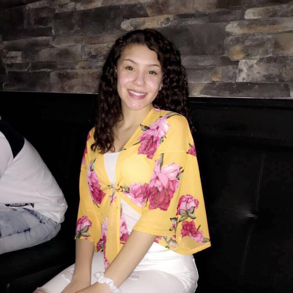 Meet your Posher, Brittney